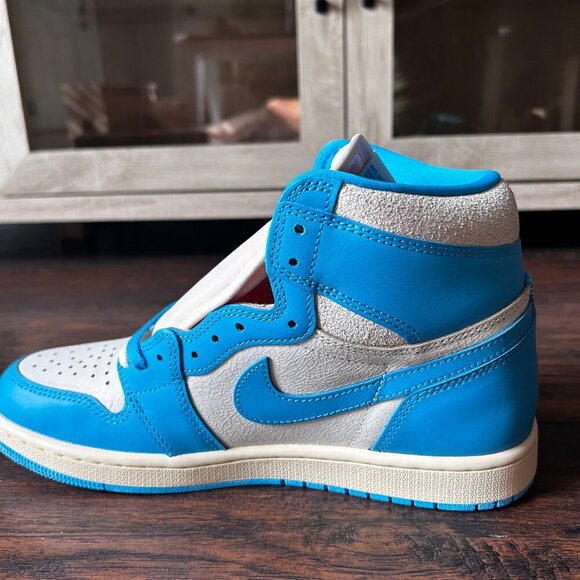 Size 9 - Air Jordan 1 Retro OG High UNC Reimagined DS NEW - Picture 3 of 8